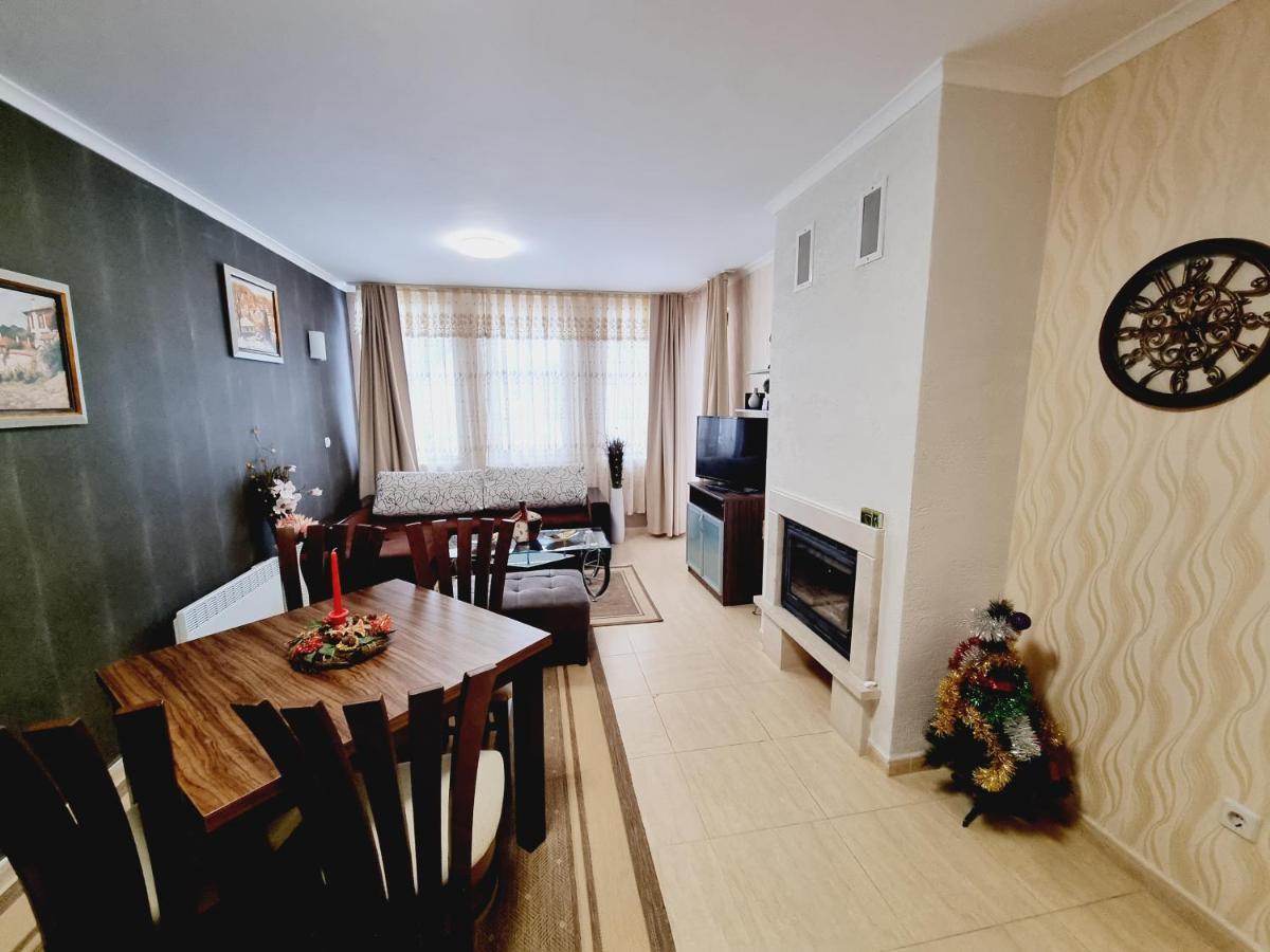Grand Monastery Hotel Apartments パンポロボ エクステリア 写真