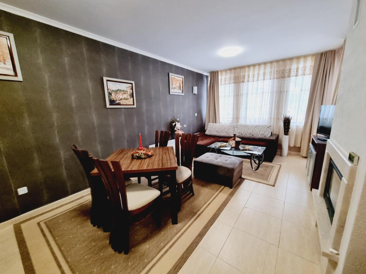 Grand Monastery Hotel Apartments パンポロボ エクステリア 写真